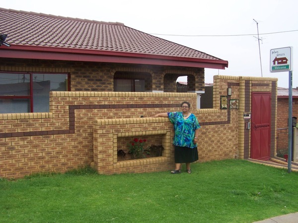 Botle's Guest House