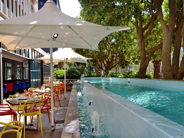 Fountains Hotel