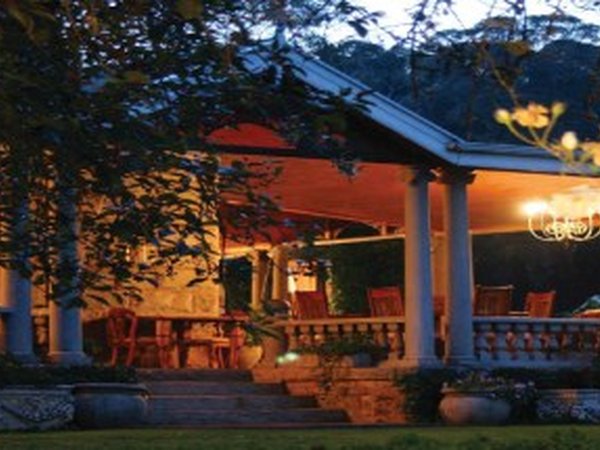 Hartford House