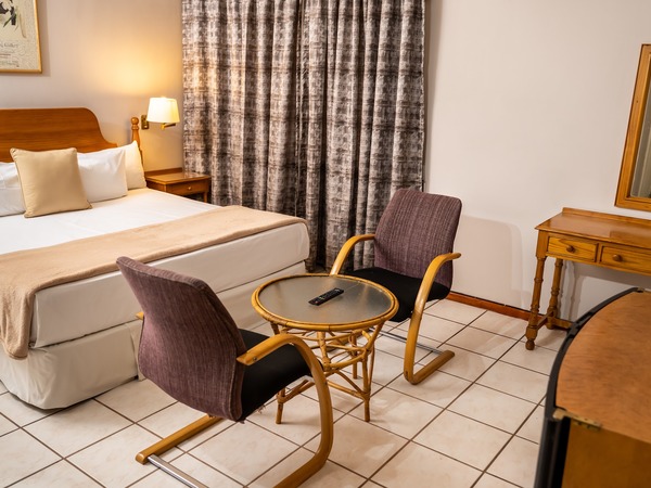 Ngwenya City Hotel