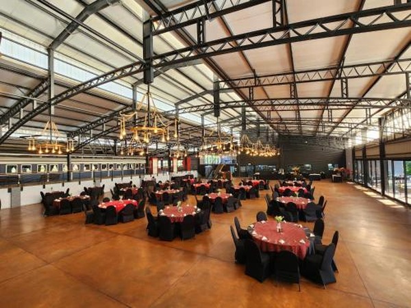 Safari Lodge Hotel & Convention Centre
